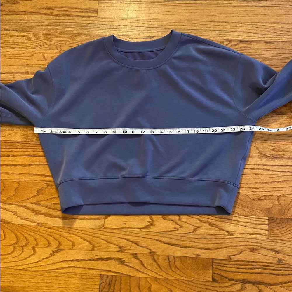 Lululemon Softstreme Cropped Oversized Sweatshirt - Picture 2 of 5